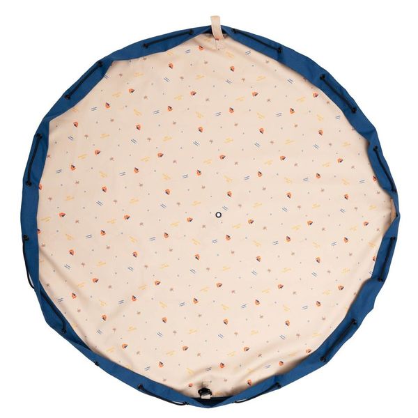 detail of magical days outdoor beach bag, open