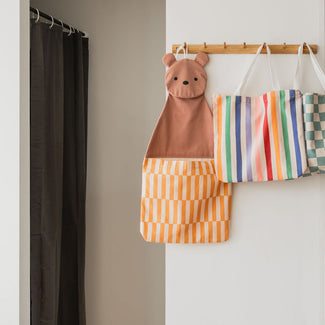 wall storage & tote bag - bear