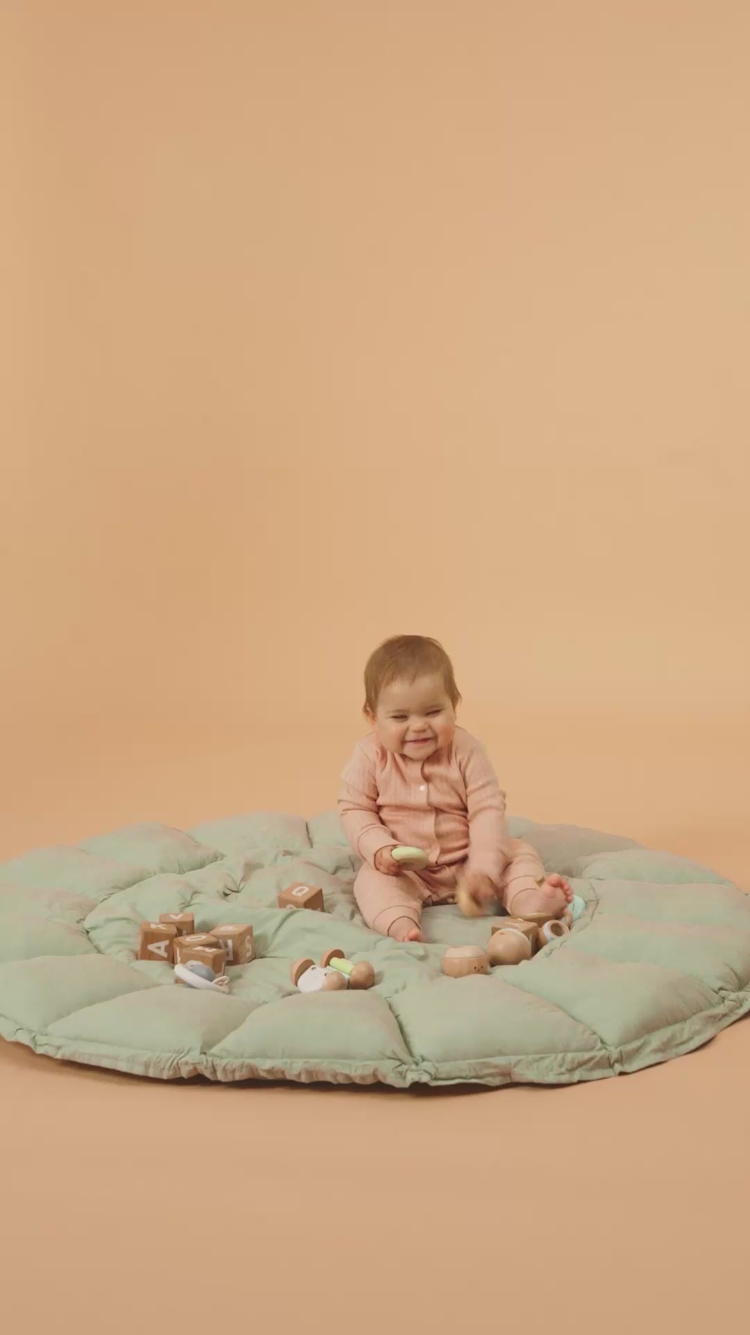 coco stripes blue organic playmat, cocoon & organizer
