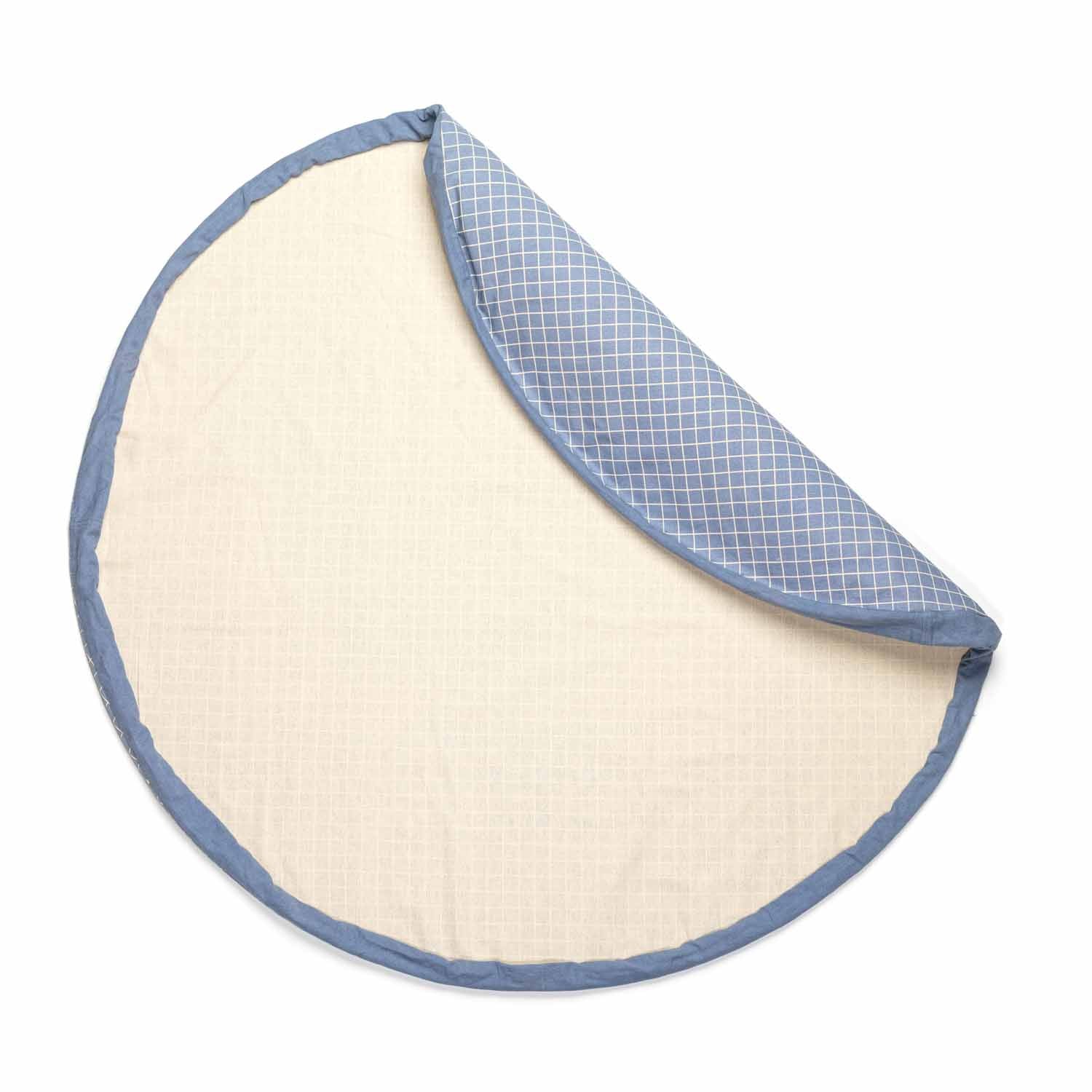 detail picture of open organic blue storage bag, folder piece, inside unicolor